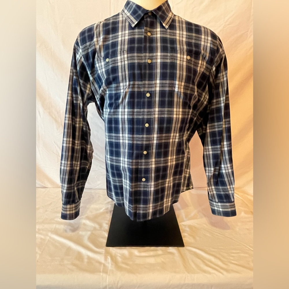 Blue plaid Wrangler Men’s Long sleeve button up shirt